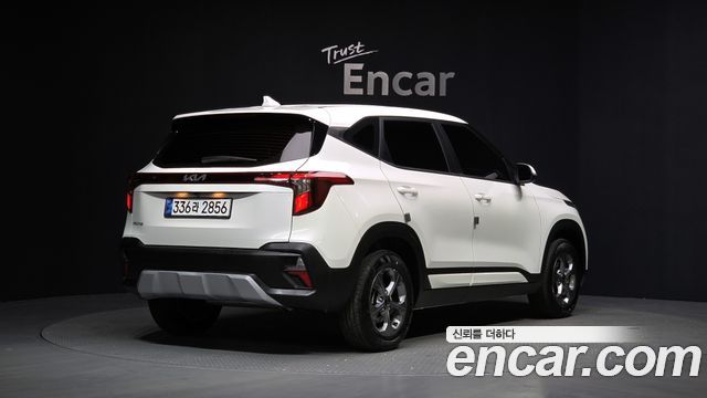 Kia Seltos из Кореи Encar