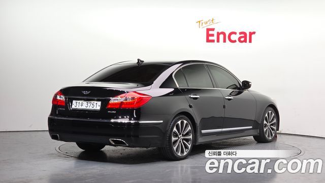 Hyundai Genesis из Кореи Encar
