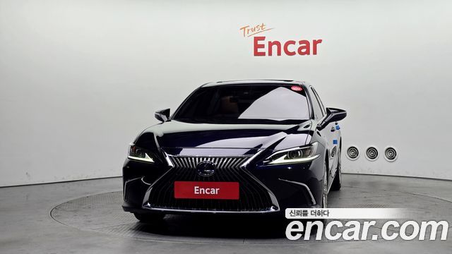 Lexus ES Luxury Plus — пробег 109 808 км — фото 3 из 5