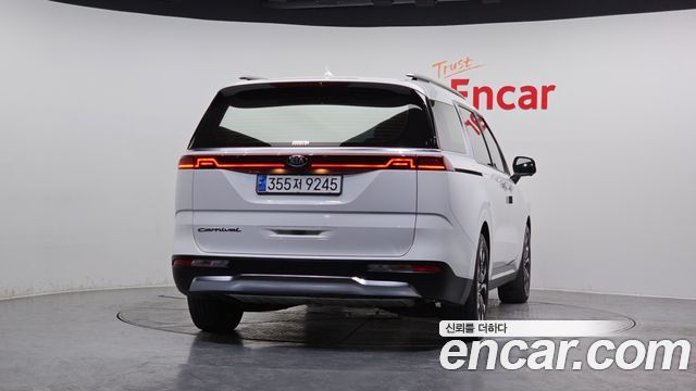 Kia Carnival из Кореи Encar