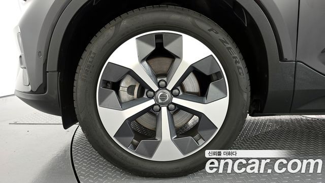 Volvo XC40 из Кореи Encar