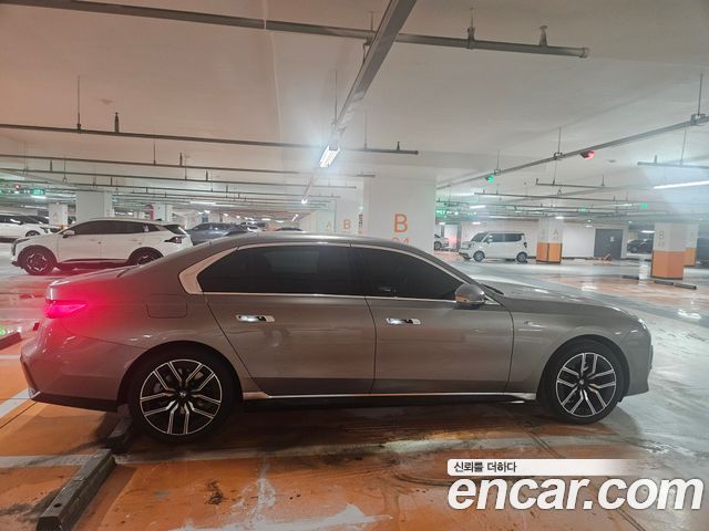 BMW 7-Series из Кореи Encar