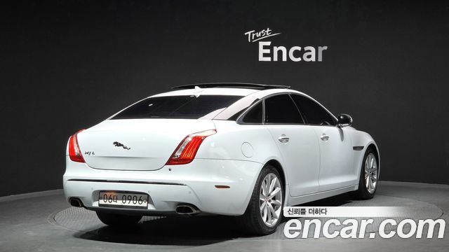 Jaguar XJ 3.0D Premium Luxury LWB X351 — пробег 153 044 км — фото 2 из 5