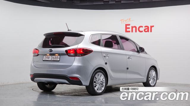 Kia Carens из Кореи Encar