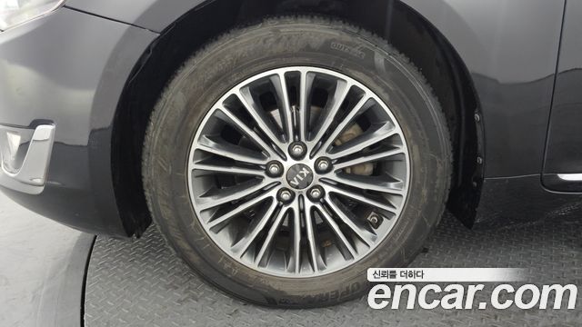 Kia K7 из Кореи Encar