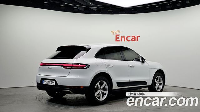 Porsche Macan из Кореи Encar