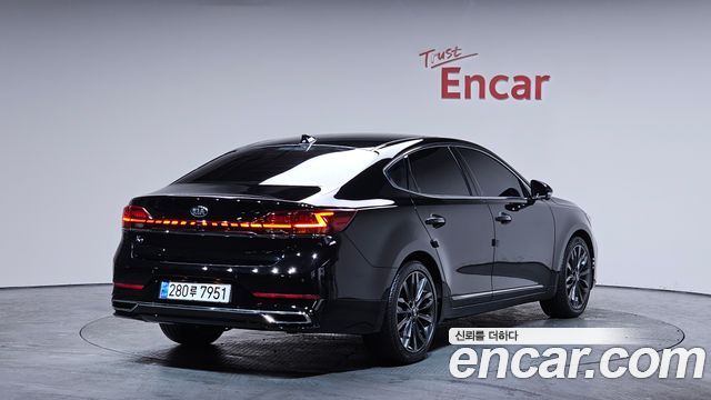Kia K7 из Кореи Encar