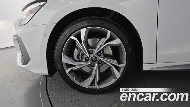 Audi A3 из Кореи Encar