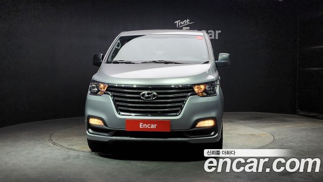 Hyundai Starex Wagon 12-Seater Smart — пробег 96 863 км — фото 3 из 5