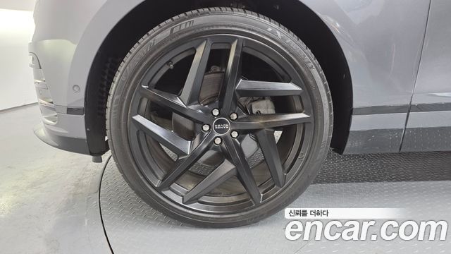 Land Rover Range Rover Velar из Кореи Encar
