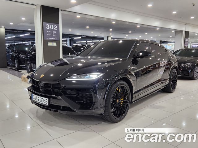 Lamborghini Urus из Кореи Encar