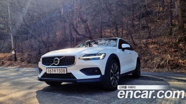 Volvo V60 из Кореи Encar