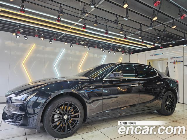 Maserati Ghibli из Кореи Encar