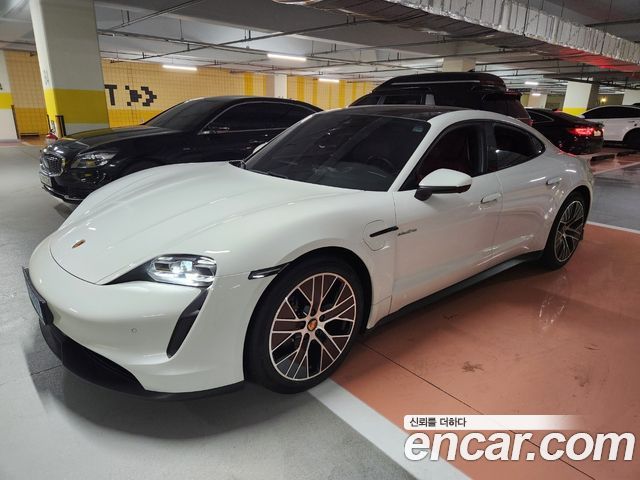 Porsche Taycan из Кореи Encar