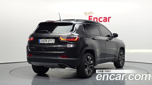 Jeep Compass из Кореи Encar