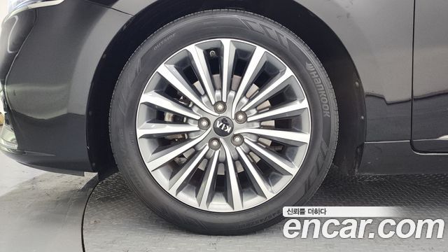 Kia K7 из Кореи Encar