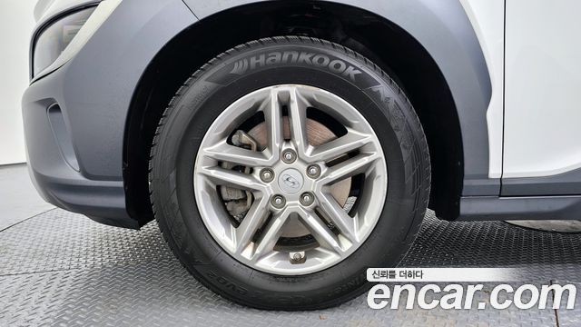 Hyundai Kona из Кореи Encar