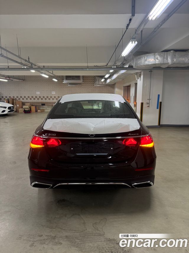 Mercedes-Benz E-Class из Кореи Encar