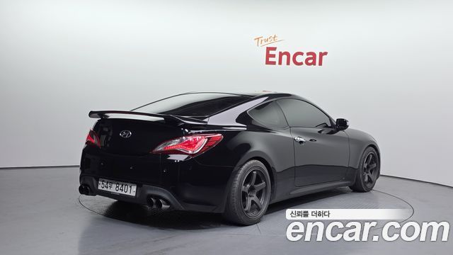 Hyundai Genesis из Кореи Encar
