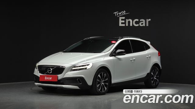 Volvo V40 из Кореи Encar