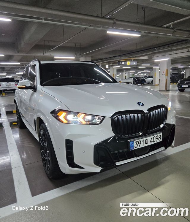 BMW X5 xDrive 50e M Sport — пробег 43 046 км — фото 3 из 5