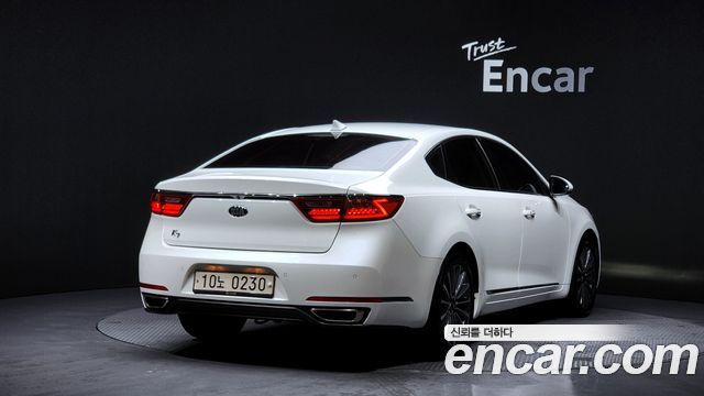 Kia K7 из Кореи Encar