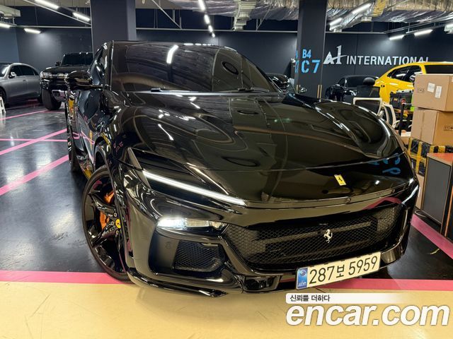 Ferrari Purosangue из Кореи Encar