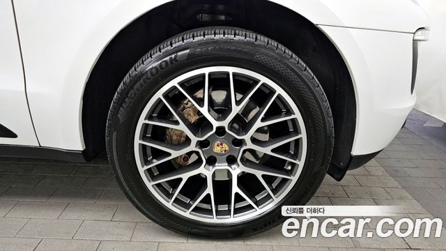 Porsche Macan из Кореи Encar