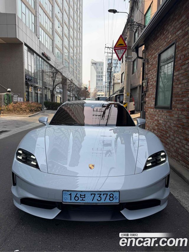 Porsche Taycan из Кореи Encar