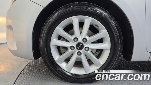 Kia K3 из Кореи Encar