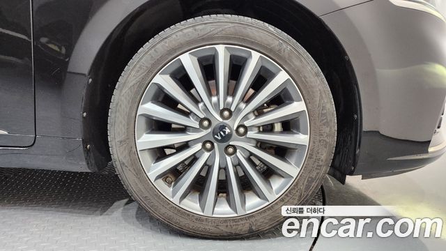 Kia K7 из Кореи Encar