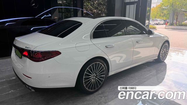 Mercedes-Benz E-Class E450 4MATIC Exclusive — пробег 9 000 км — фото 3 из 5