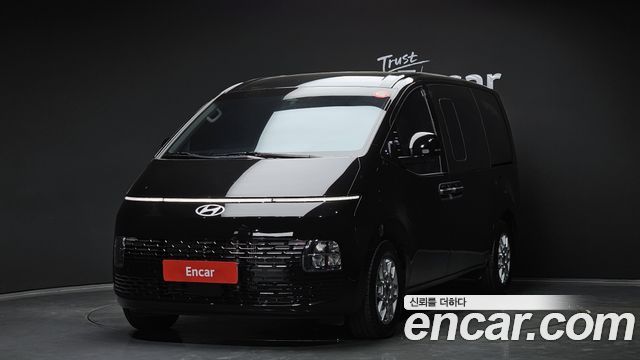Hyundai Staria Cargo 5-Seater Modern — пробег 8 830 км — фото 1 из 5