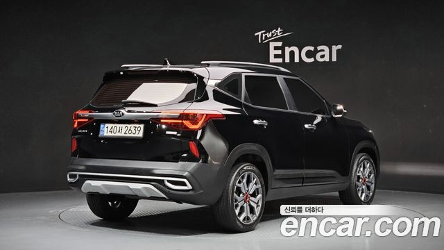 Kia Seltos из Кореи Encar