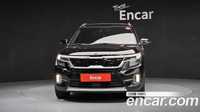 Kia Seltos из Кореи Encar