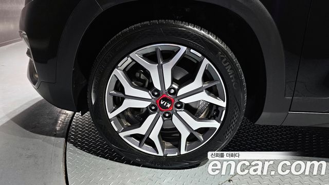 Kia Seltos из Кореи Encar