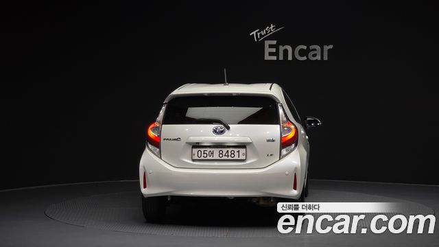 Toyota Prius из Кореи Encar