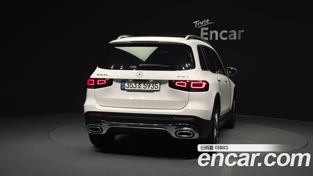 Mercedes-Benz GLB-Class из Кореи Encar