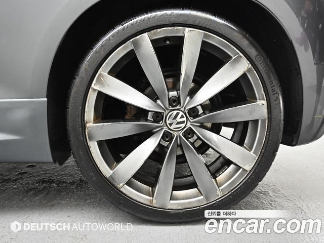 Volkswagen Scirocco 2.0 TDI R-Line — пробег 164 526 км