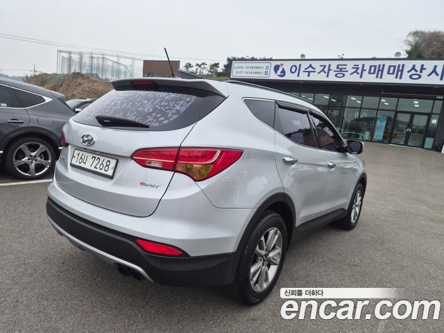 Hyundai Santafe Diesel(e-VGT) 2.0 4WD Premium — пробег 144 036 км — фото 3 из 5