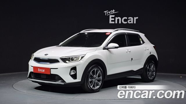 Kia Stonic из Кореи Encar