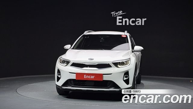 Kia Stonic из Кореи Encar