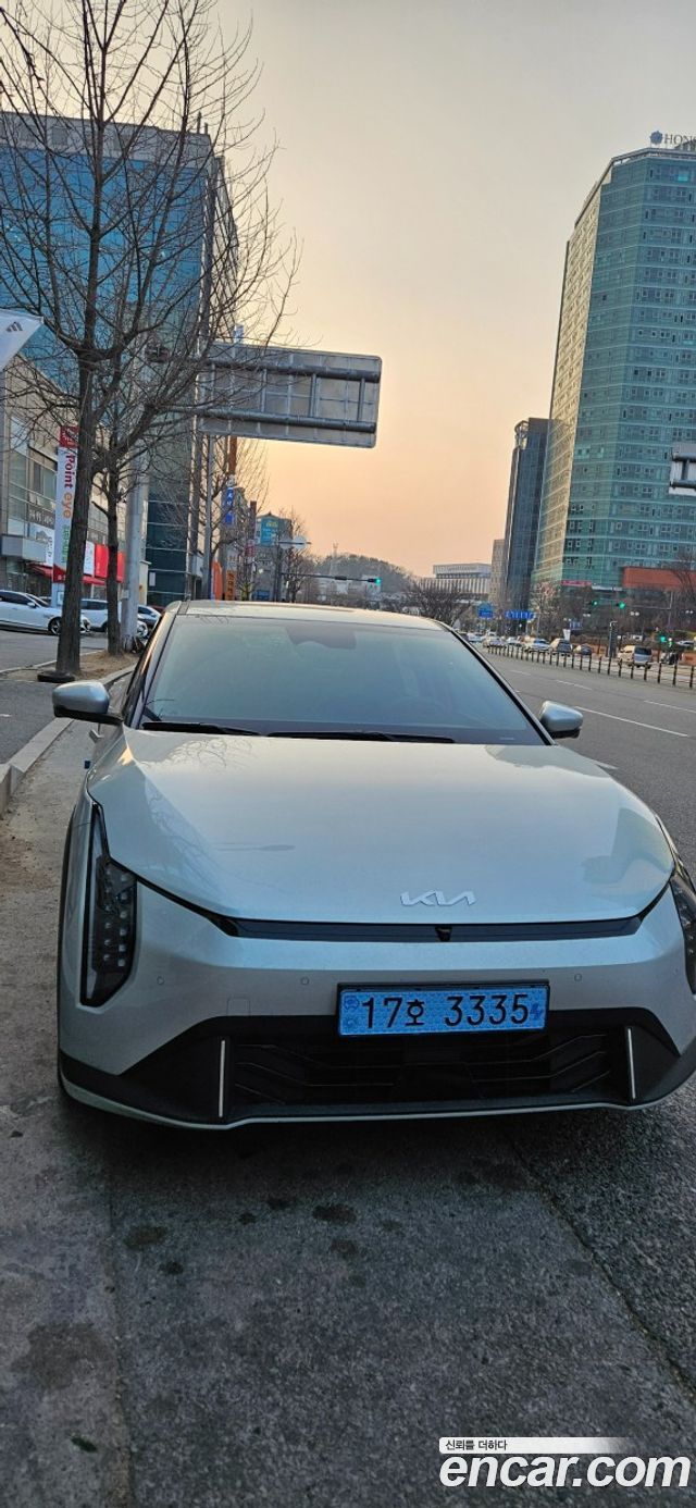 Kia EV4 из Кореи Encar