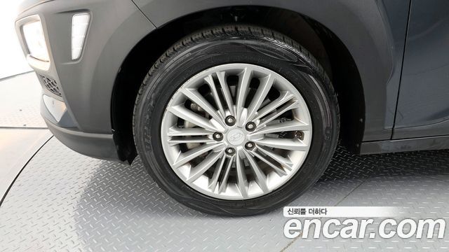 Hyundai Kona из Кореи Encar