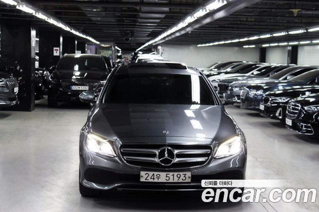 Mercedes-Benz E-Class из Кореи Encar