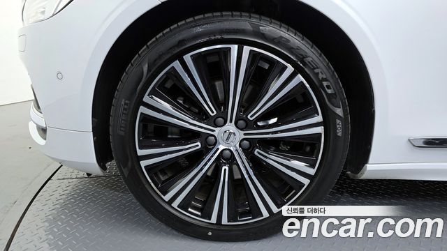 Volvo S90 из Кореи Encar