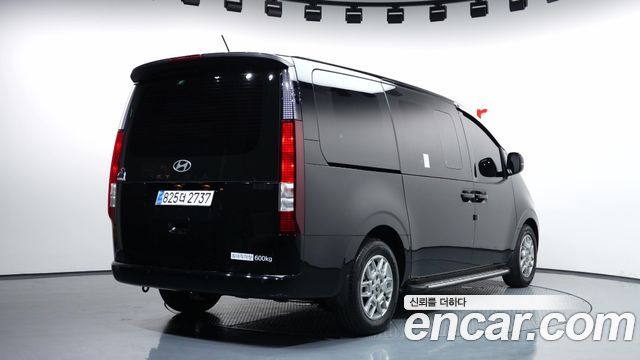 Hyundai Staria из Кореи Encar