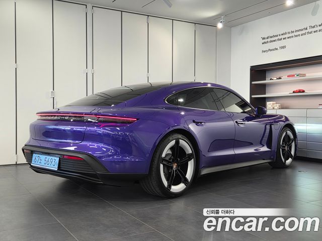 Porsche Taycan из Кореи Encar