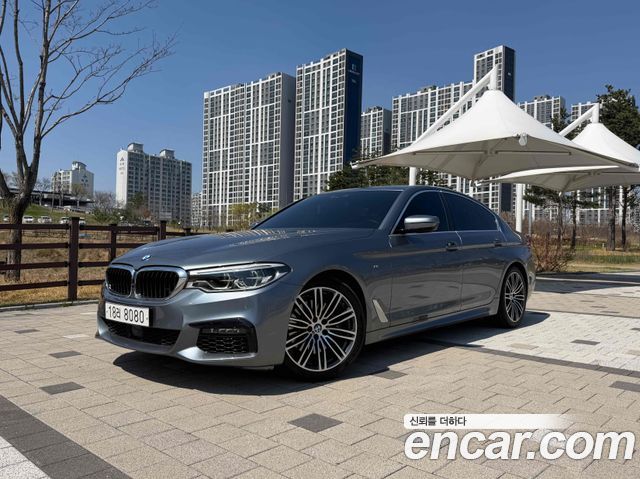 BMW 5-Series 530i xDrive M Sport Package Plus — пробег 29 000 км — фото 1 из 5