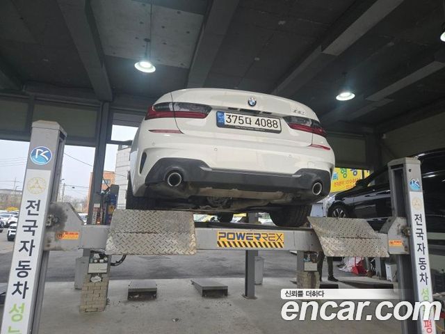 BMW 3-Series из Кореи Encar